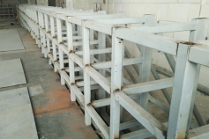 Supporting structures for pools FC 